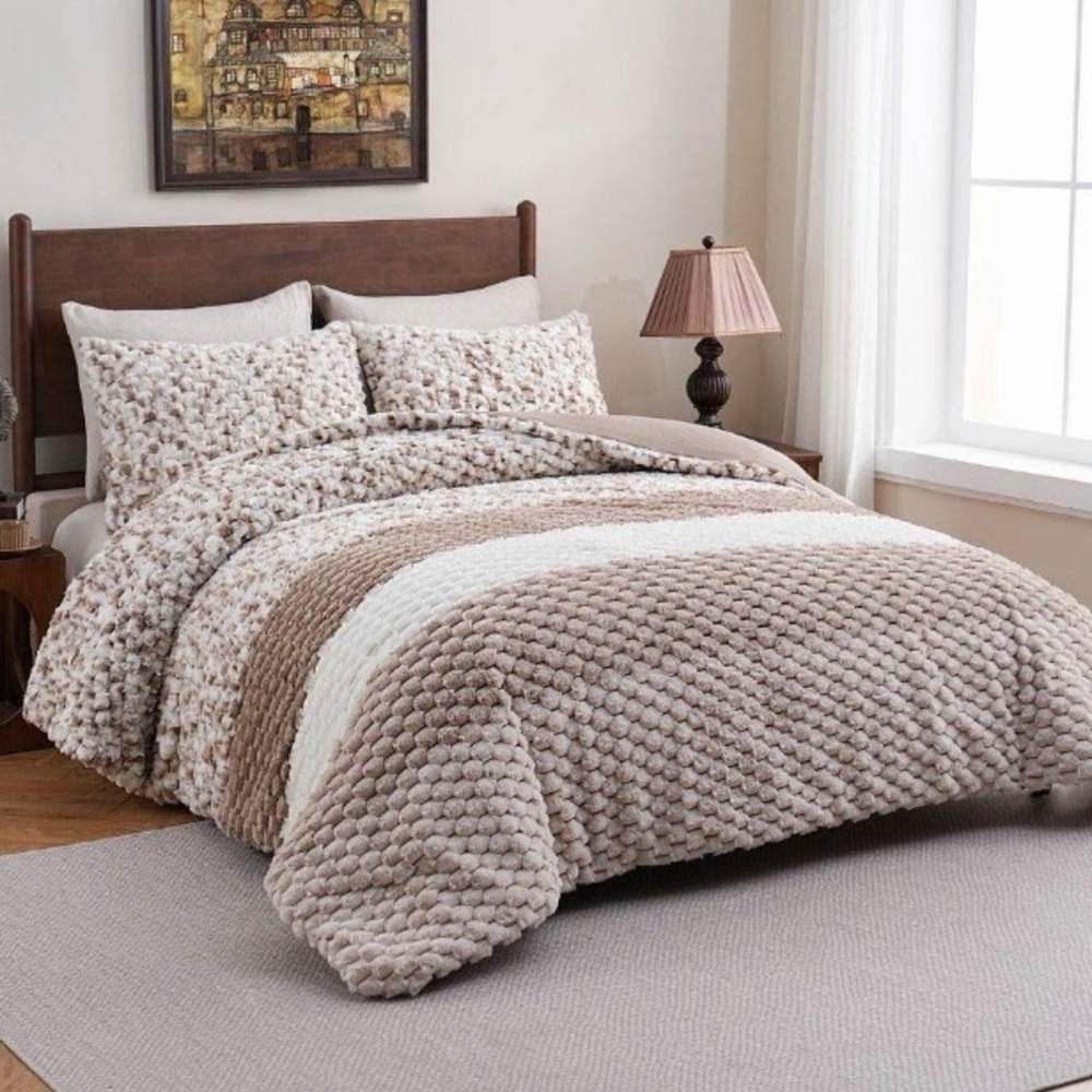 Cozy Beige and White Textured Comforter Set
